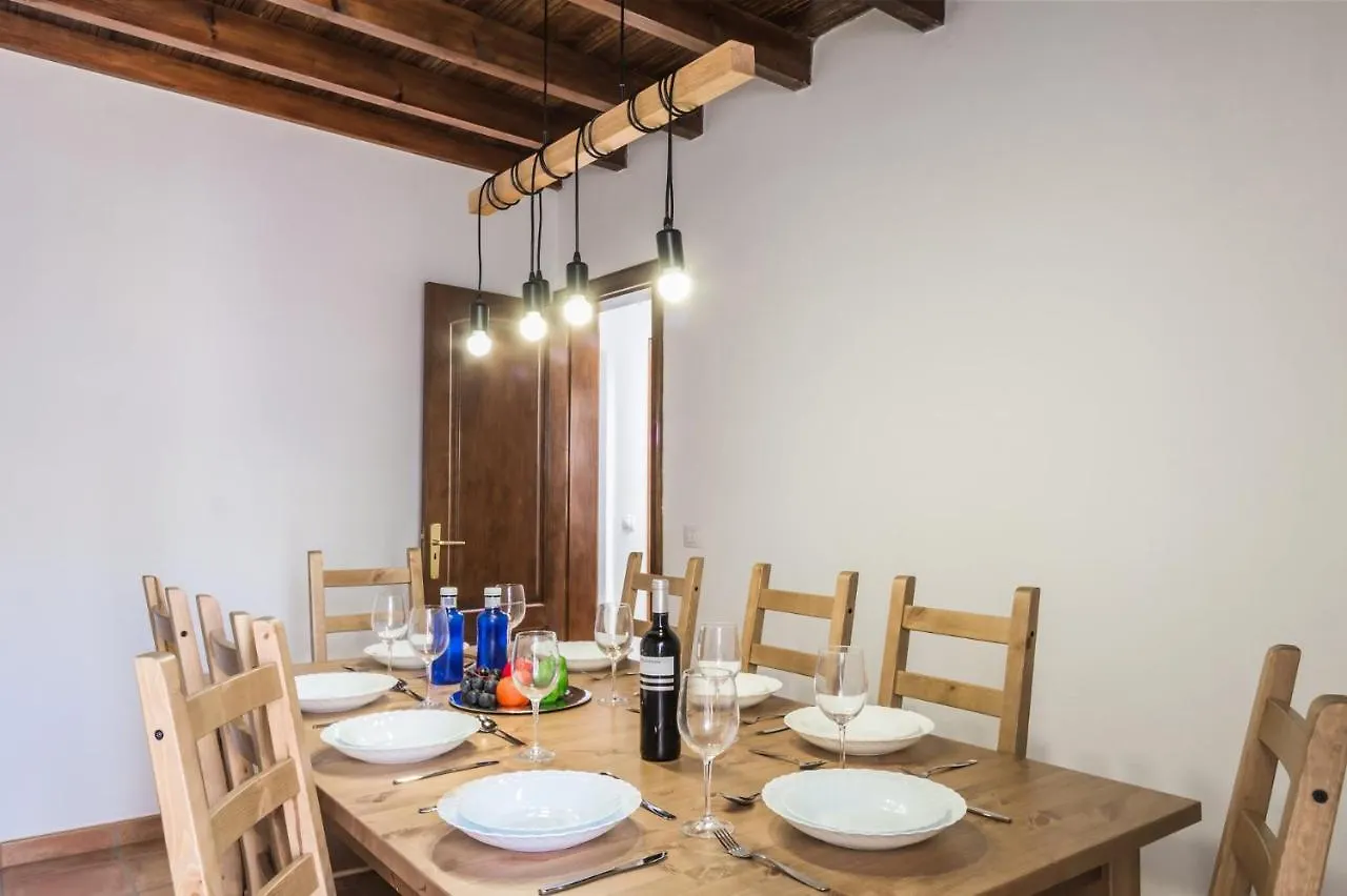 Clarybel Villa Playa Blanca